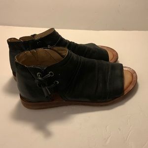 Miz Mooz LeatherLace-Up Sandals Fuller Black 41 us 10 runs small